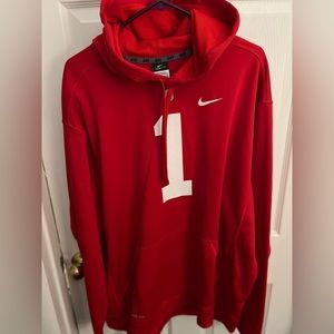 Nike Men’s Ohio State therma-fit XXL hoodie.